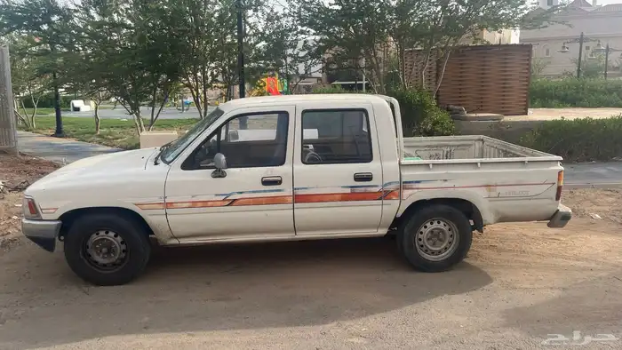 السعر 10500 تيوتا هايلكوس 1990 بودي بلد مفحوص ومجدد 9