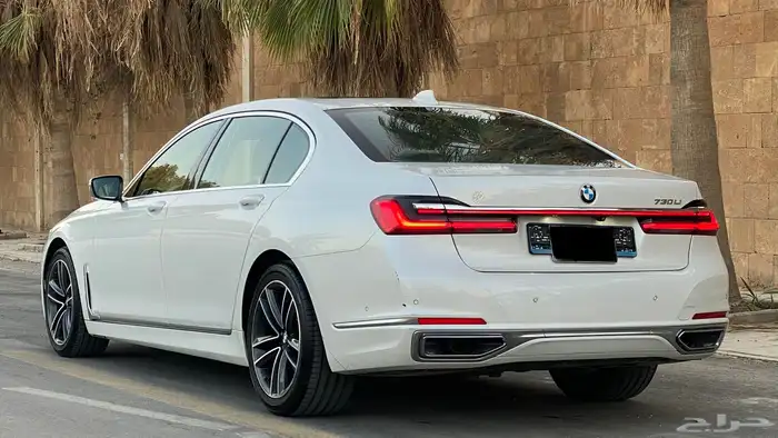 BMW 730i 2020 عداد قليل 4
