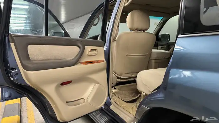 لاندكروزر GXR 2006 13