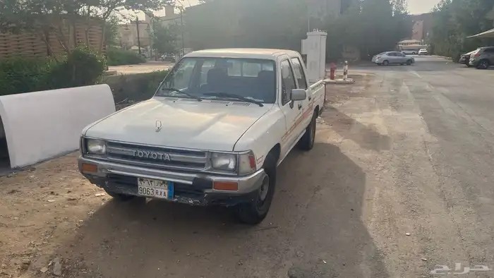 السعر 10500 تيوتا هايلكوس 1990 بودي بلد مفحوص ومجدد 12
