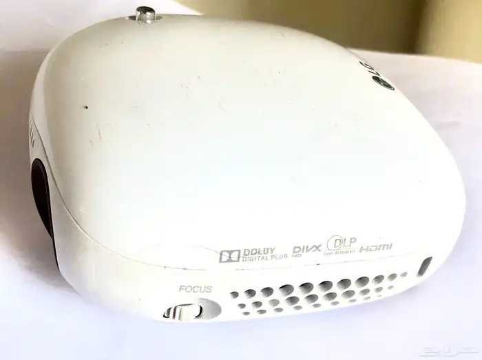 جهاز عرض صغير ( بروجكتر LG).1080 HD 1