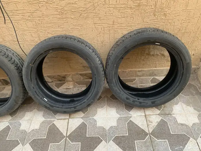 كفرات للبيع نظيفه ومالها الا شهر معي 3