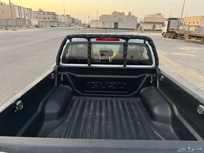 ايسوزوا ديماكس 2022 LS اوتوماتيك 16