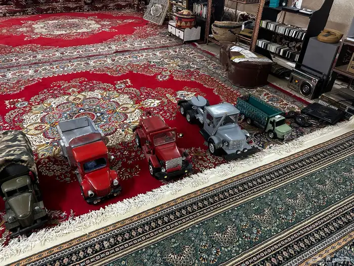 سجاد بلجيكي وتركي وشملات وستائر قديمة للبيع 31
