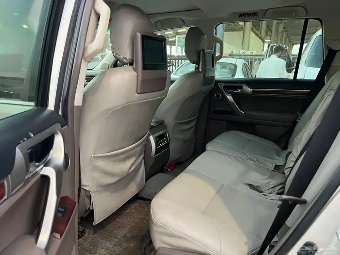 لكزس GX460 فل كامل 2012 7