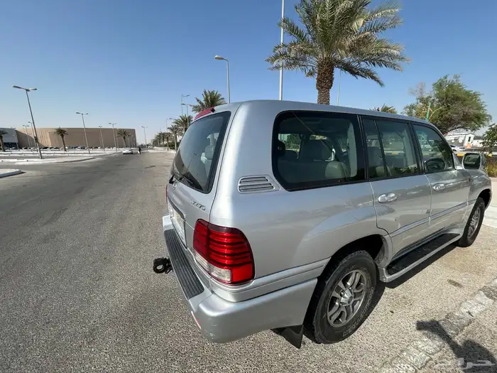 لكزز 2006LX 3