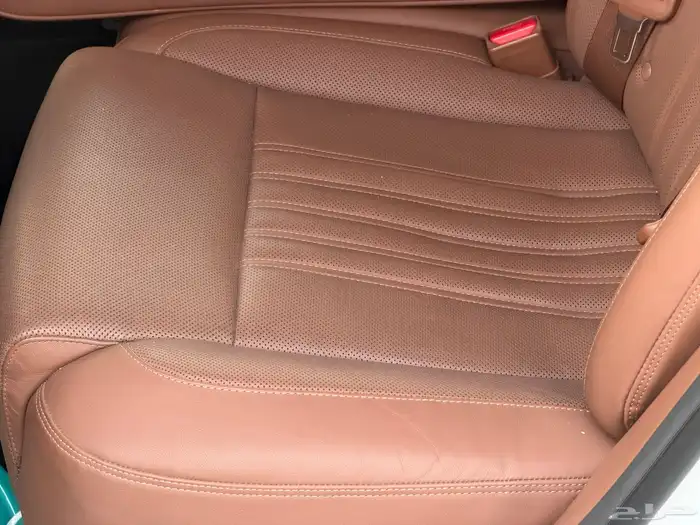 جنسس G90 شبه جديده 2020 36
