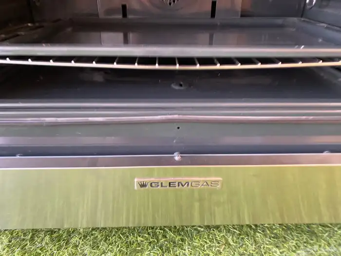 فرن قليم غاز ايطالي نضيف ع الشرط 90 60 7