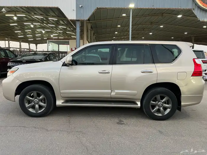 لكزس GX460 فل كامل 2012 4