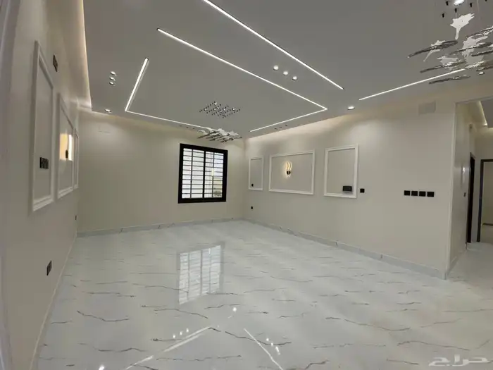 للبيع بالمحاله روف علوي دور ثاني مع ملحق تشطيب vip 27