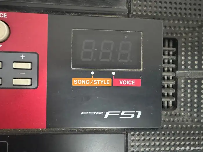 كيبورد ياماها F51 -جيتار ياماها C40 2