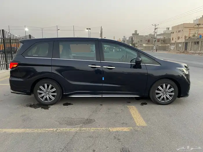 للبيع هوندا اوديسي 2021 نظيفه 4