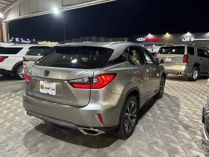 لكزس RX350 2016 5