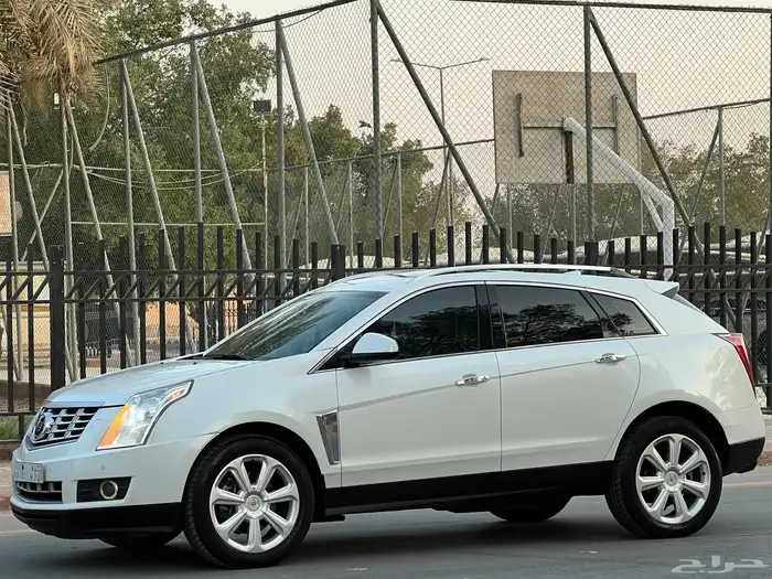 كاديلاك SRX 2013 فل 0