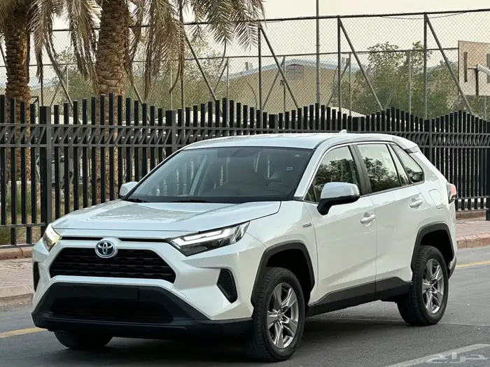 تويوتا راف فور موديل 2023 سعودي ستاندر دبل بنزين 11