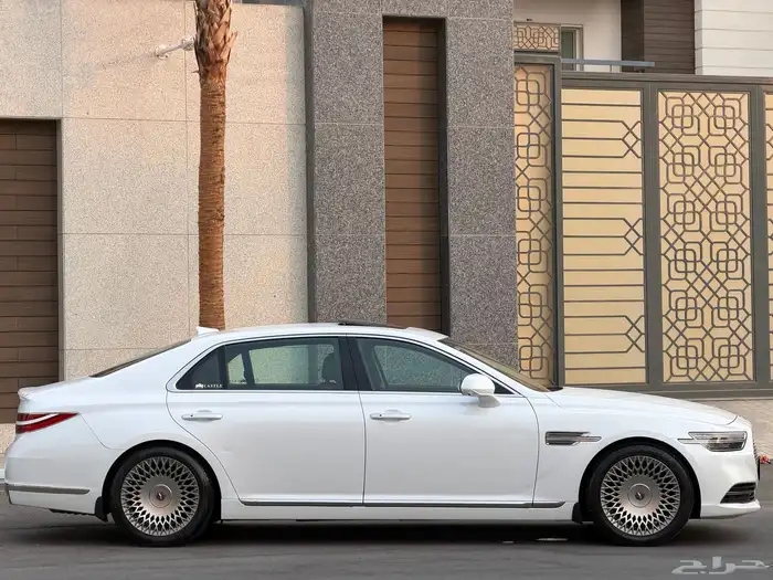 جنسس G90 شبه جديده 2020 22