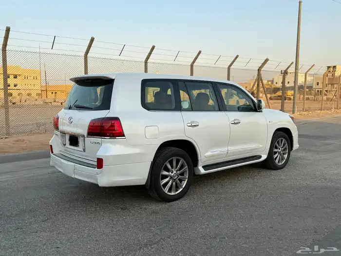 جيب لكزس 2011 مخزن 11