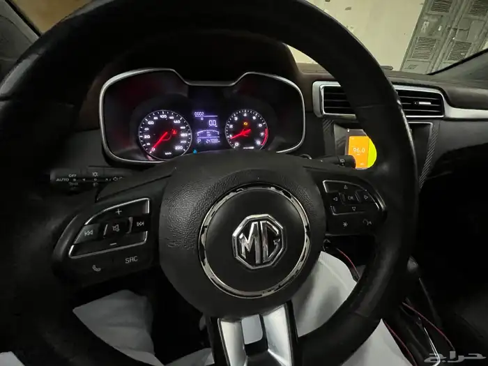 ام جي zs 2018 8