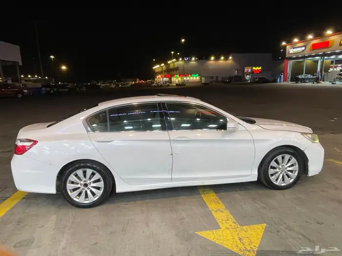 اكورد 2015 للبيع او البدل باترول 17