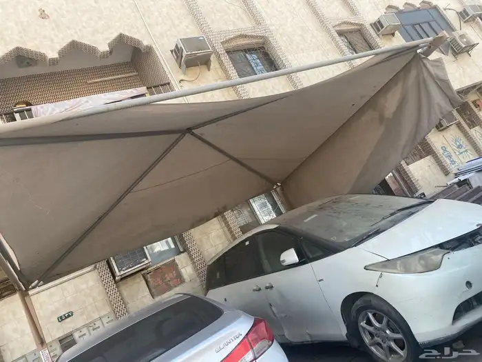 مظلة كبيرة تتسع سيارتين 0