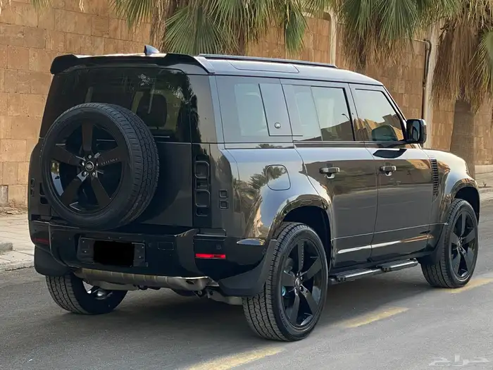 ديفندر 110 X داينمك 2023 4