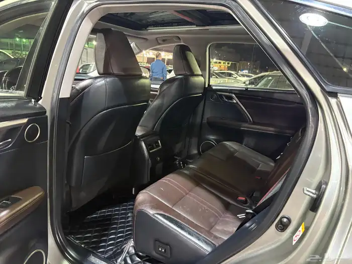 لكزس RX350 2016 9