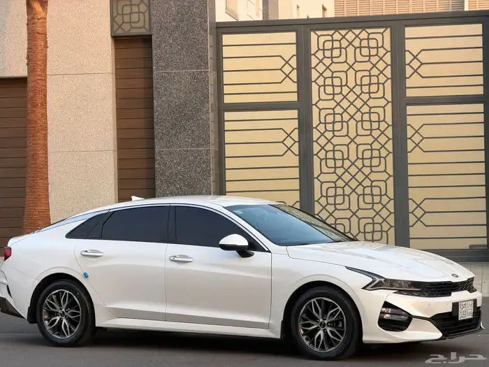 كيا K5 قمه في النظافه 18