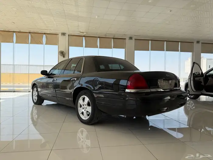 فورد فكتوريا 2008 اسود مدني 2