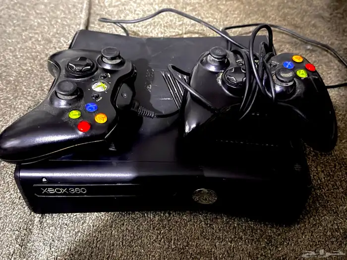 x box 360 slim console 1