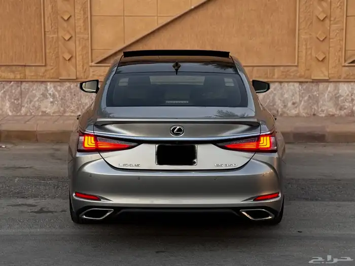 لكزس ES 2022 فل كامل 11