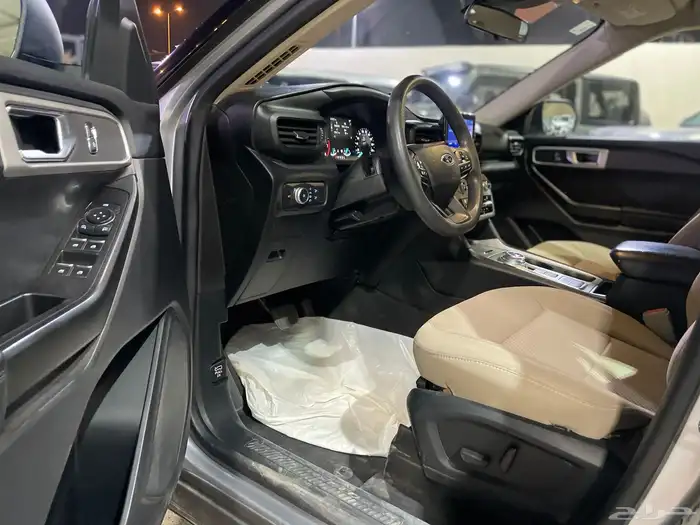 فورد اكسبلور 2021 V6 نظيف 9