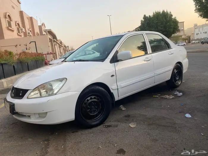 متسوبيشي لانسر 2009 نظييف 0