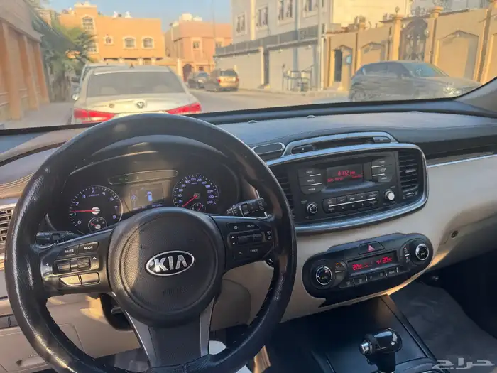 للبيع كيا سورينتو Kia Sorento 2016 V6 4