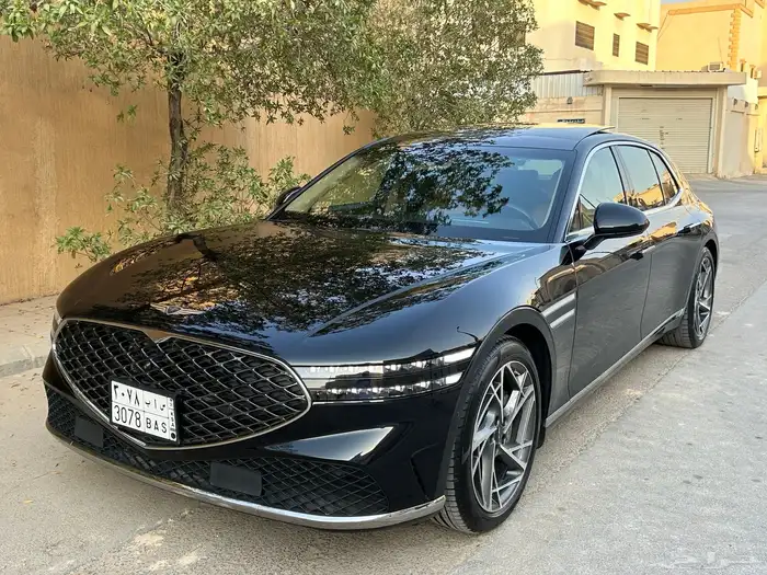 جنسس G90 رويال اعلى فئة 2023 وكالة 14