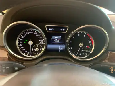 مرسيدس جيب GL500 index