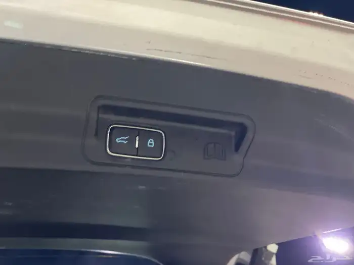 فورد اكسبلور 2021 V6 نظيف 11