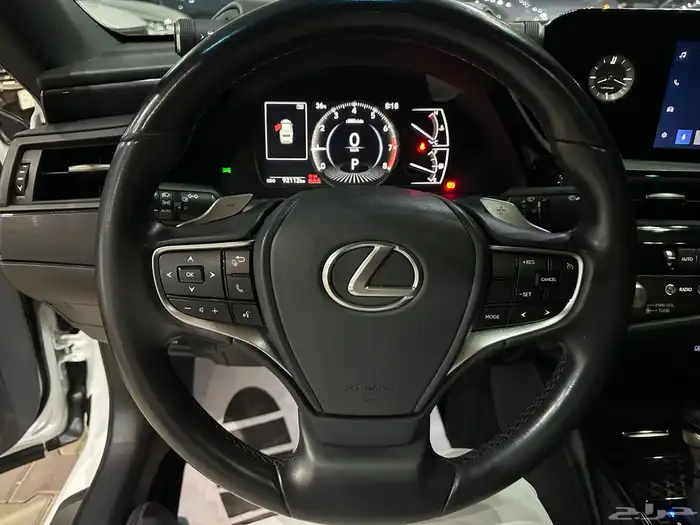 لكزس ES250 موديل 2024 نظيف 6