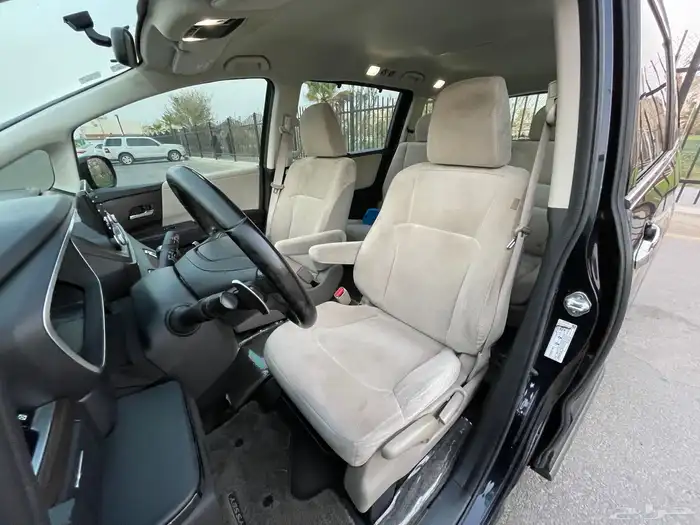 للبيع هوندا اوديسي 2021 نظيفه 20