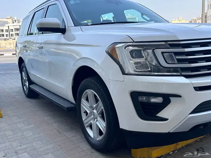 فورد اكسبيدشن 2021 XL دبل قصير نضيف 40