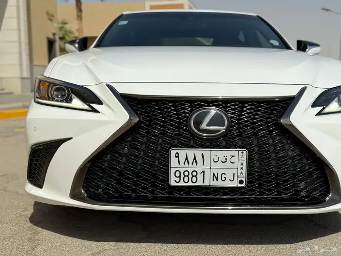 لكزس es 350 مديل 2020 21