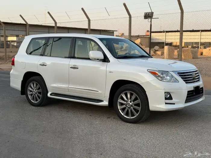 جيب لكزس 2011 مخزن 6