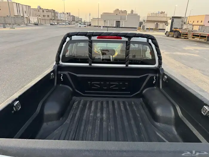 ايسوزوا ديماكس 2022 LS اوتوماتيك 17