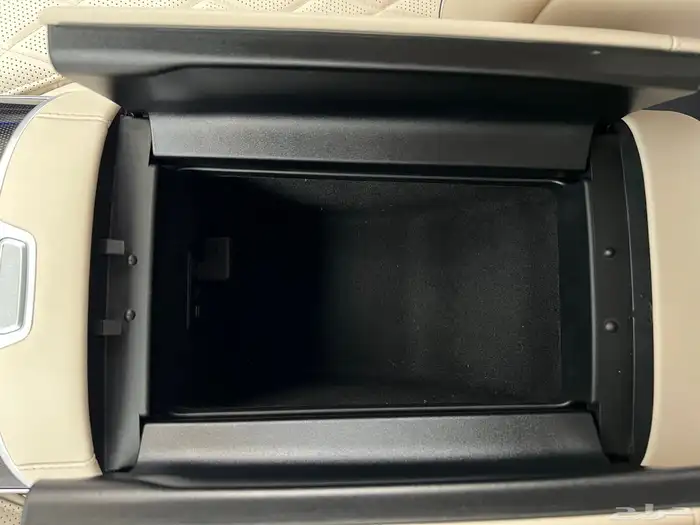مرسيدس S580 2022 قمة النظافة بحالة الوكالة 46