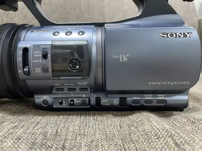 كاميرا Sony Handycam DCR-VX2200e الاحترافية 4