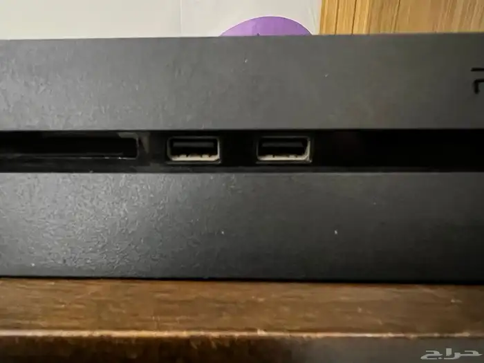 للبيع بلايستيشن4 مع اشرطه 2