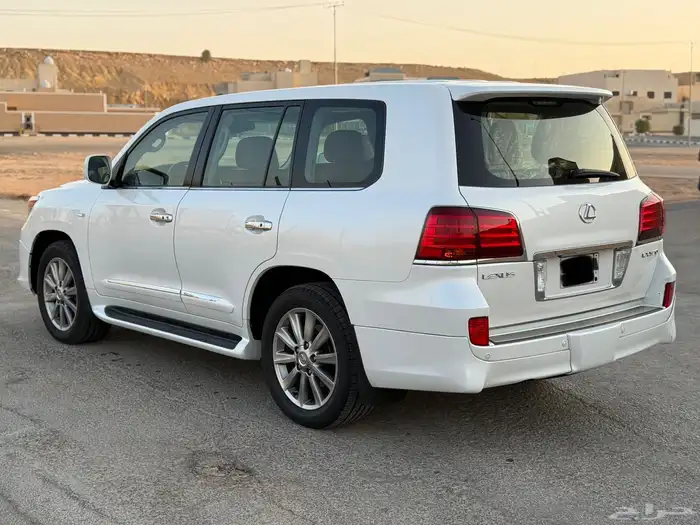 جيب لكزس 2011 مخزن 12