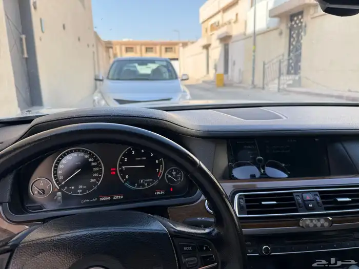 بي ام دبليو 730LI شاص طويل 4