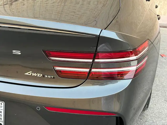 جنسس G80 سبورت 2024 11