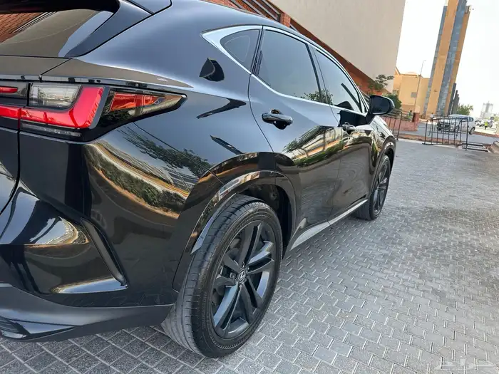لايوجد 5