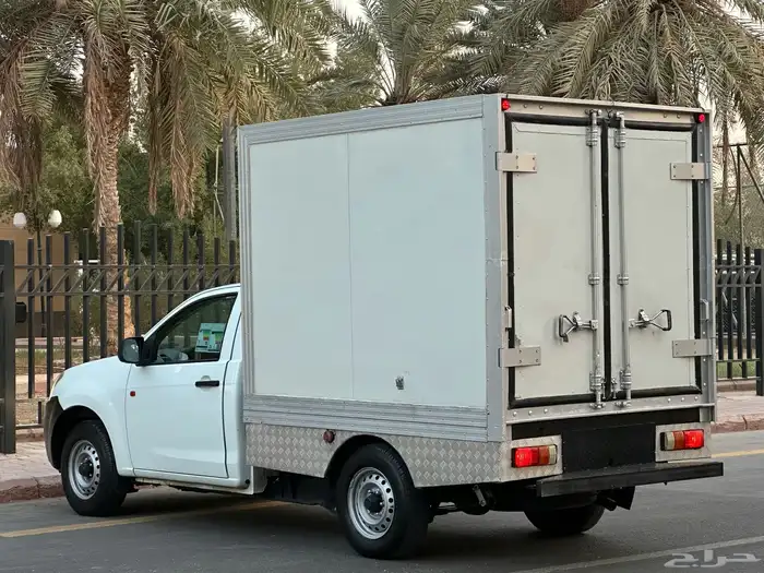 ايسوزو ثلاجه موديل 2025 سعودي قير عادي ديزل شامل الضريبة 4